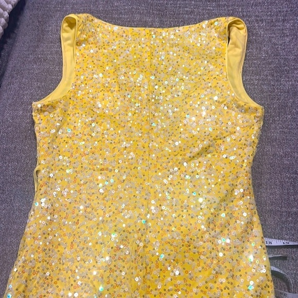 🔥H:ours,Vibrant Yelllow, Sequined Wrap Dress, Excellent Condition, Size O/Small - Picture 11 of 12